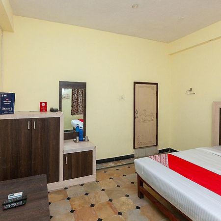 Collection O Ammayi Hotels & Resorts Tiruvannamalai Exterior photo